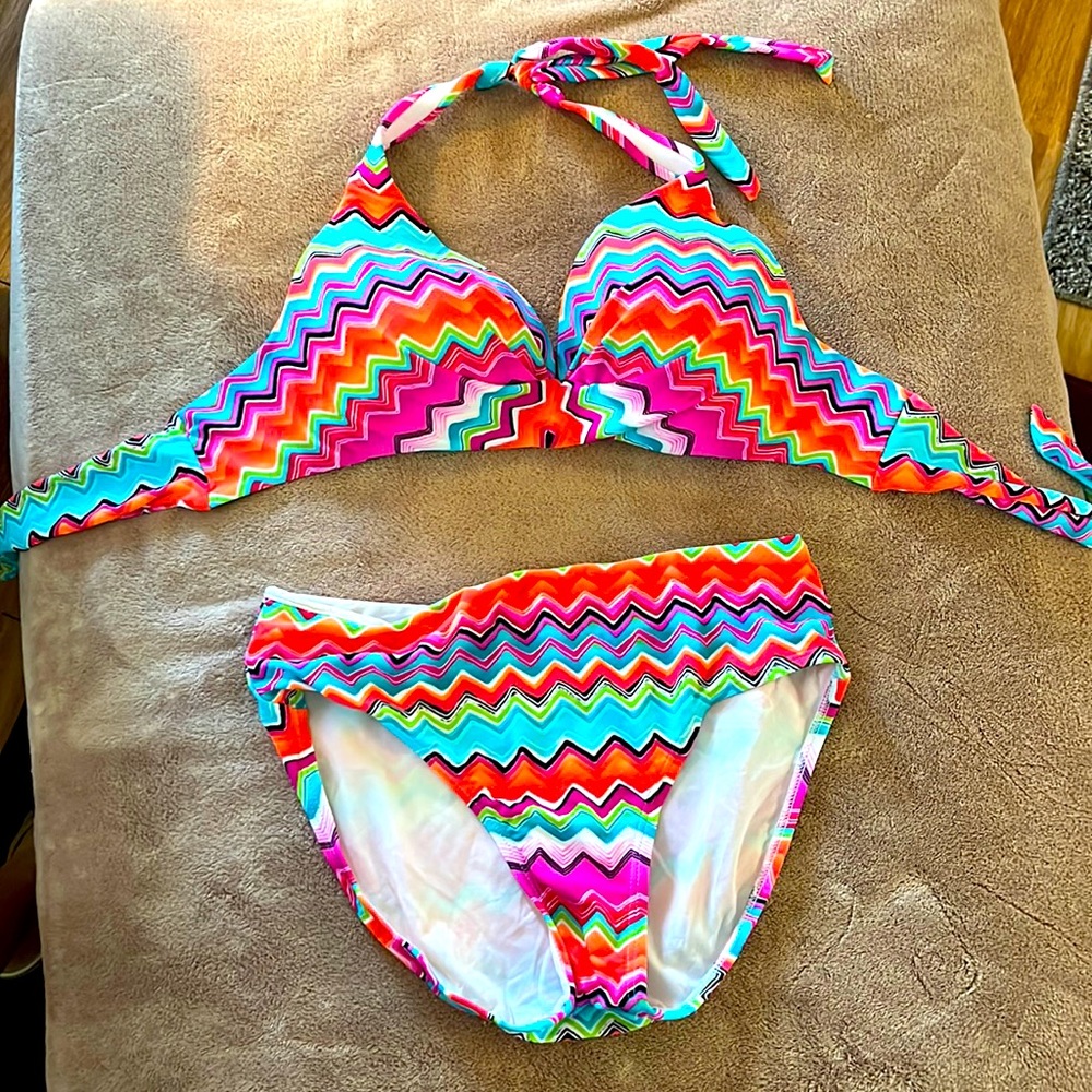 Beach Diva structured two piece swim suit
